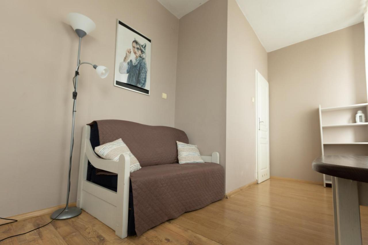 Hidden Peak - Guestrooms วอร์ซอ ภายนอก รูปภาพ