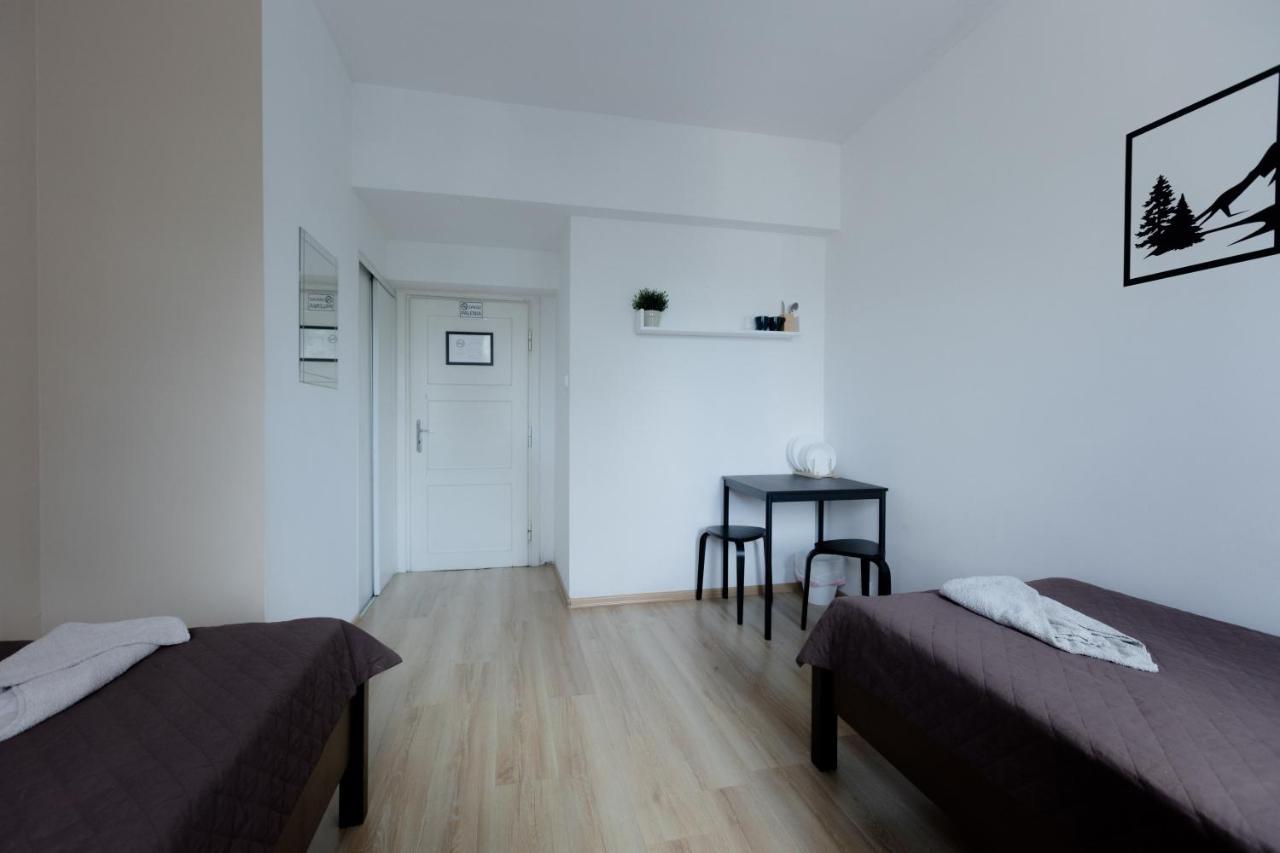 Hidden Peak - Guestrooms วอร์ซอ ภายนอก รูปภาพ